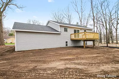 4764 Potter Avenue SE, Kentwood, MI 49548 - Photo 10