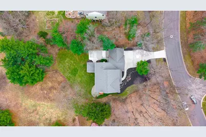 8149 Barony Point, Mattawan, MI 49071 - Photo 6