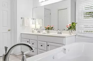 8149 Barony Point, Mattawan, MI 49071 - Photo 38