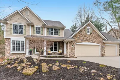 8149 Barony Point, Mattawan, MI 49071 - Photo 2