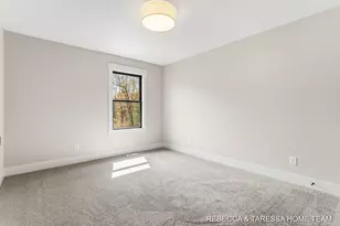 400 Sabine Dr, Muskegon, MI 49442 - Photo 80
