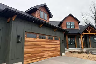 400 Sabine Dr, Muskegon, MI 49442 - Photo 2