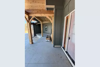 400 Sabine Drive #8, Muskegon, MI 49442 - Photo 2