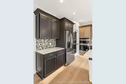 400 Sabine Drive #8, Muskegon, MI 49442 - Photo 28