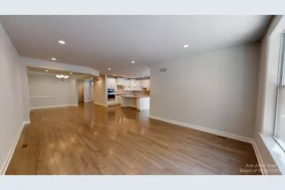 3010 N Spurway Drive, Ann Arbor, MI 48105 - Photo 12
