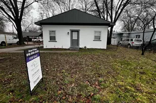 3755 Jefferson Ave SE, Wyoming, MI 49548 - Photo 2