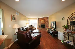 22987 W 13 Mile Rd, Beverly Hills, MI 48025 - Photo 10