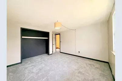 27153 Winchester Street, Brownstown, MI 48183 - Photo 16