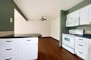 27153 Winchester St, Brownstown, MI 48183 - Photo 12