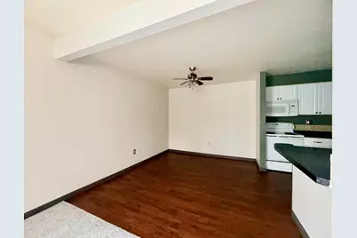 27153 Winchester Street, Brownstown, MI 48183 - Photo 8