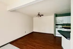 27153 Winchester St, Brownstown, MI 48183 - Photo 8