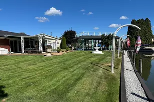 38176 Villa Mar St, Harrison, MI 48045 - Photo 4