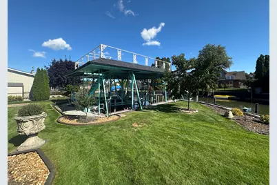 38176 Villa Mar Street, Harrison, MI 48045 - Photo 10