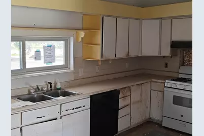 5587 E Karen Court, Stevensville, MI 49127 - Photo 16