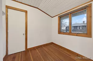 1354 Waukazoo Dr, Holland, MI 49424 - Photo 34