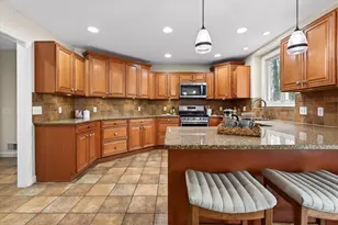 3838 Fox Crossing Crossing, Saint Joseph, MI 49085 - Photo 10