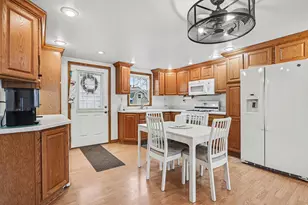 828 N Werners Landing Dr, Bronson, MI 49028 - Photo 4