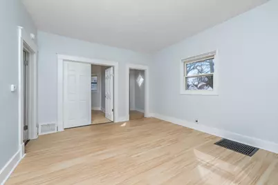 711 E Grand Street, Hastings, MI 49058 - Photo 6