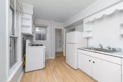 711 E Grand Street, Hastings, MI 49058 - Photo 10