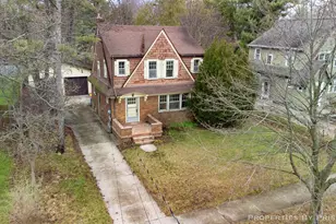 939 Northwood St NE, Grand Rapids, MI 49505 - Photo 1