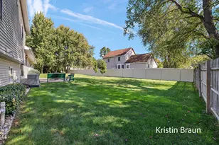 3658 Stephanie Ln, Muskegon, MI 49444 - Photo 12