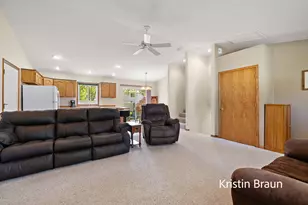 3658 Stephanie Ln, Muskegon, MI 49444 - Photo 14