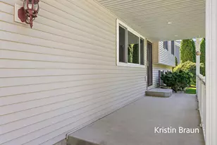 3658 Stephanie Ln, Muskegon, MI 49444 - Photo 2