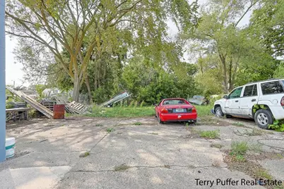 981 S Getty Street, Muskegon, MI 49442 - Photo 16