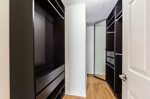 120 W Oakbrook Dr, Ann Arbor, MI 48103 - Photo 24