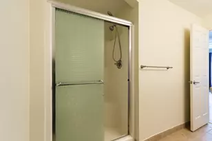 120 W Oakbrook Dr, Ann Arbor, MI 48103 - Photo 22