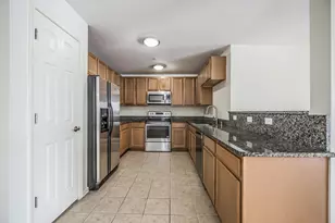 120 W Oakbrook Dr, Ann Arbor, MI 48103 - Photo 8