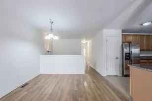 120 W Oakbrook Dr, Ann Arbor, MI 48103 - Photo 14