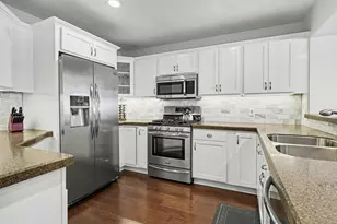 923 W Savidge St, Spring Lake, MI 49456 - Photo 10