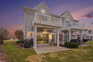 923 W Savidge St, Spring Lake, MI 49456 - Photo 1