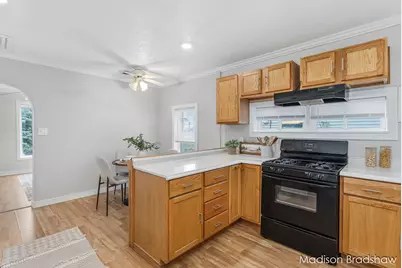 2655 Longfellow Avenue SW, Wyoming, MI 49509 - Photo 10