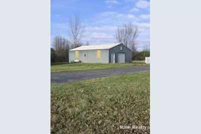 8448 N Center Road, Mount Morris, MI 48458 - Photo 1
