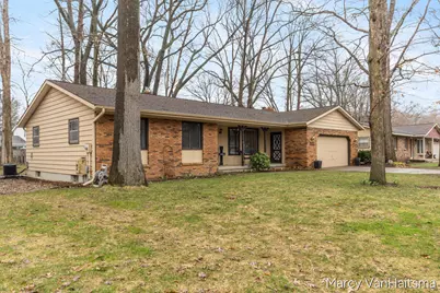 6898 Georgetown Avenue, Hudsonville, MI 49426 - Photo 2