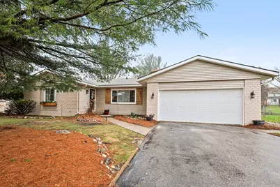 1665 Forest Hill Avenue SE, Grand Rapids, MI 49546 - Photo 2