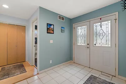 1491 Country Knoll Place, Saint Joseph, MI 49085 - Photo 6