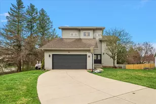 1491 Country Knoll Pl, Saint Joseph, MI 49085 - Photo 2