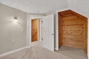947 Crescent St NE, Grand Rapids, MI 49503 - Photo 24