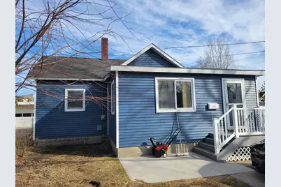 252 Hughes Street, Manistee, MI 49660 - Photo 2