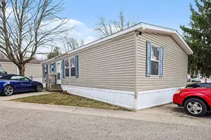 2762 Regina St SW, Wyoming, MI 49519 - Photo 1