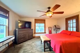 208 S Church St, Coloma, MI 49038 - Photo 10