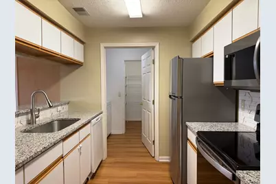 1755 Weatherstone Drive, Ann Arbor, MI 48108 - Photo 4