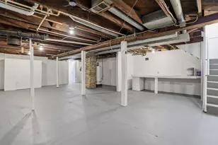 16 E Cleveland Ave, Muskegon, MI 49444 - Photo 38