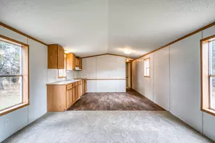 2311 Theatre Trail, Mount Pleasant, MI 48858 - Photo 4