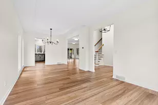 5363 Four Seasons Dr, Kalamazoo, MI 49009 - Photo 8