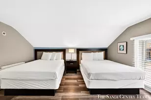 209 Clinton Ave, Grand Haven, MI 49417 - Photo 34