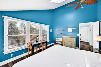 209 Clinton Avenue, Grand Haven, MI 49417 - Photo 32